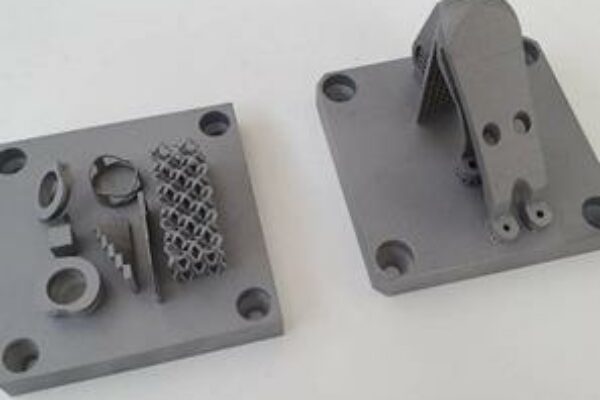 Systèmes automatiques de dépoudrage et sablage des surfaces